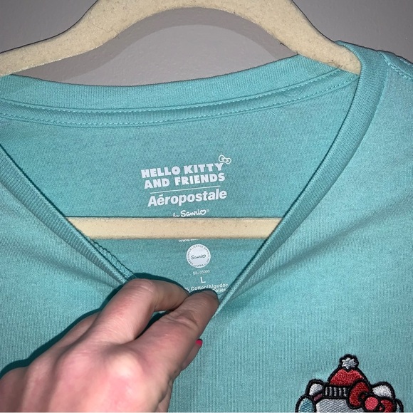 NWT HELLO KITTY “CAMPFIRE” SHIRT SIZE LARGE UNISEX - Picture 4 of 5